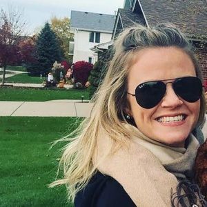 Meet your Posher, Sara